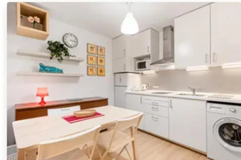 Small Apartment In Malaga Next To The Beach إسبانيا